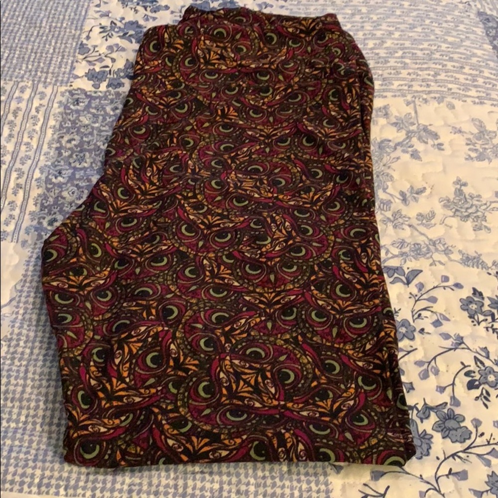 Maroon Olive Gold Black OWLS LulaRoe Leggings TC